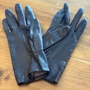 Elegant Brown Leather Gloves Lined Size 8